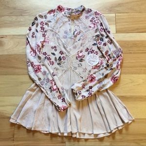 Gypsies and Moondust tunic top floral